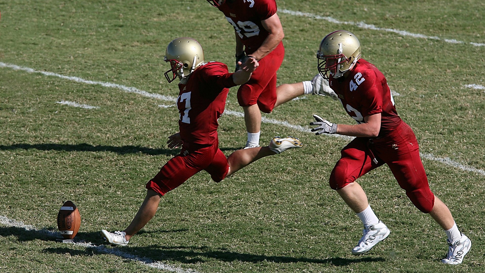 “天王级对决,联盟最强投手面对爆发的超级击球手”