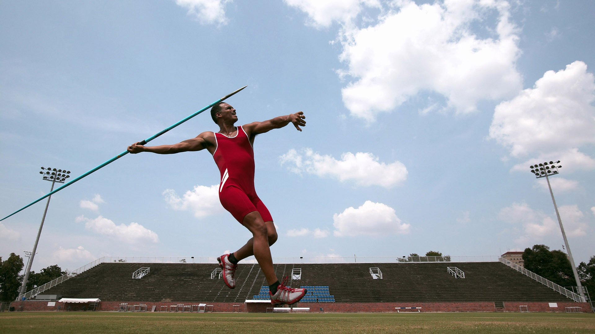 【虚拟现实体验】未来观众可以在家“身临其境”看比赛！，虚拟现实表演