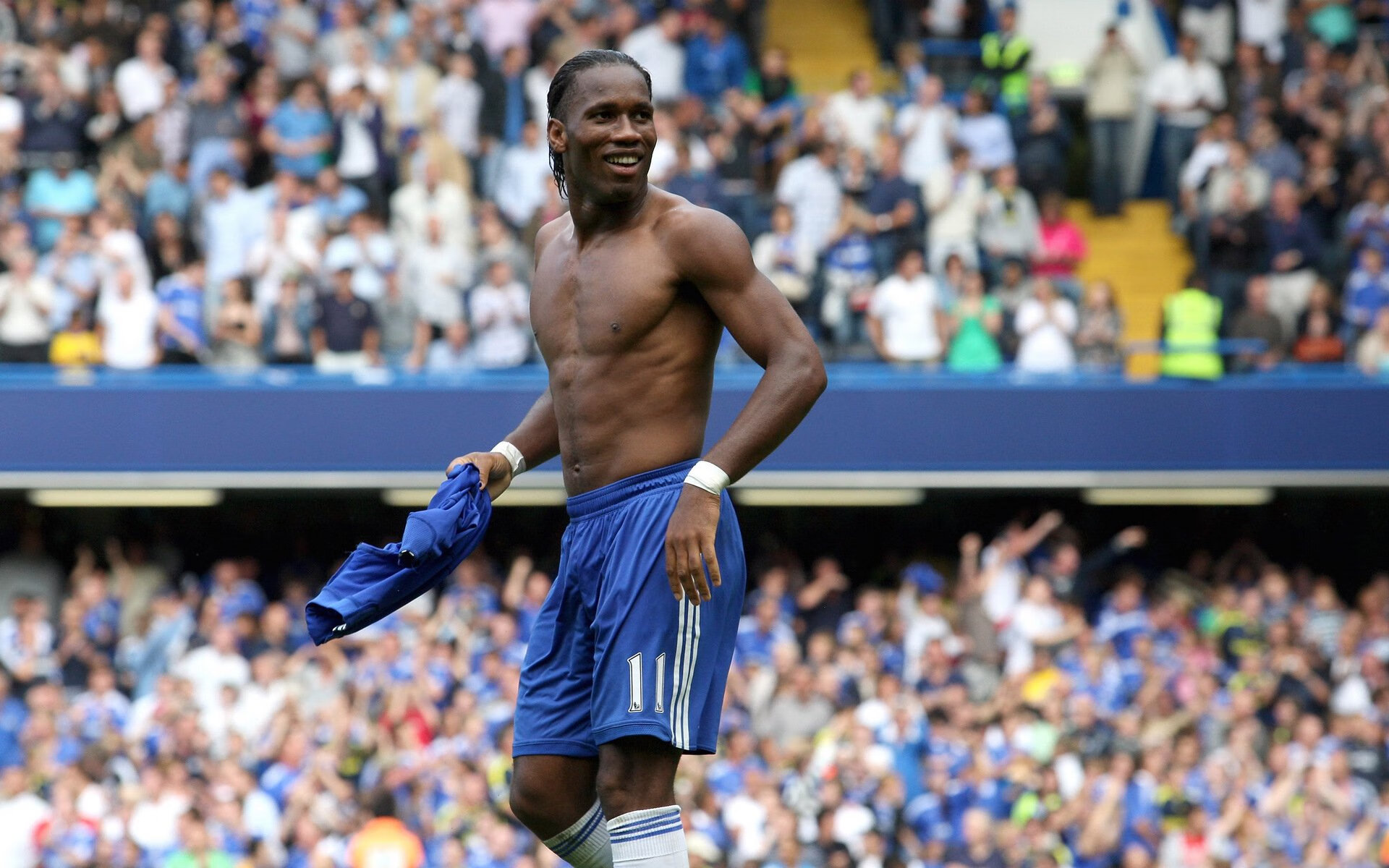 逆境中的“领袖”风采:欧冠赛场上的团队核心,欧冠联赛成员